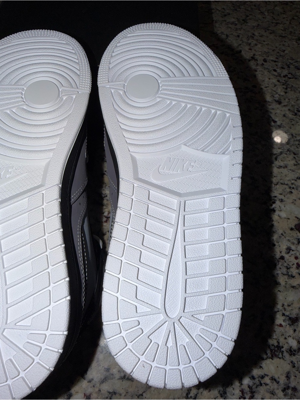 Size 7.5 Jordan 1 Flight Gray SKU 372704-002 Brand New - Picture 11 of 11